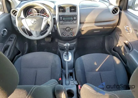 2015 Nissan Versa S z USA, uszkodzony, nr VIN 3N1CN7APXFL875488
